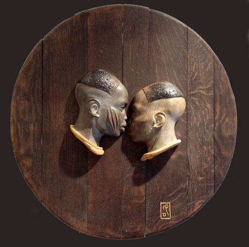 FACE A FACE -     57 cm   Disponible