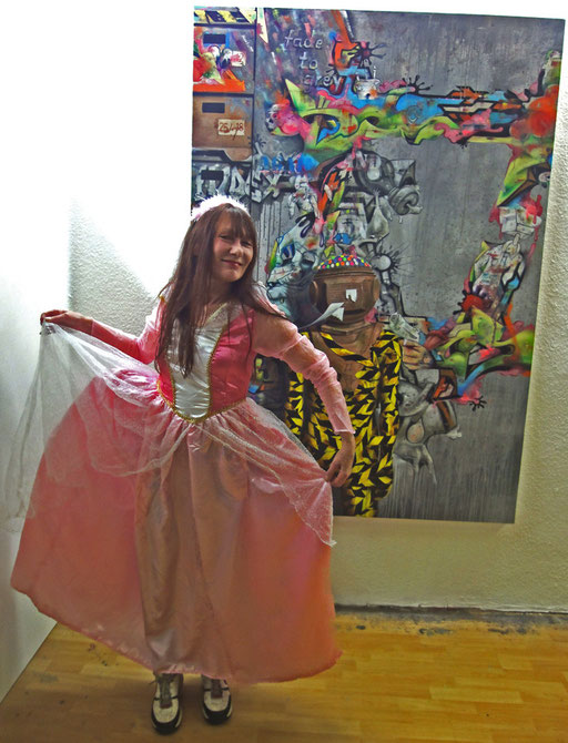 PRINCESS FOR EVER, 14.3.2015, Atelierhaus Brückenstrasse, Lange Nacht der Museen. Foto und Malerei: Robert Matthes.