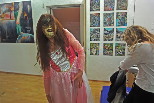 PRINCESS FOR EVER, 14.3.2015, Lange Nacht der Museen. Masken von Lambert Mousseka. Foto: Claudia Strohm