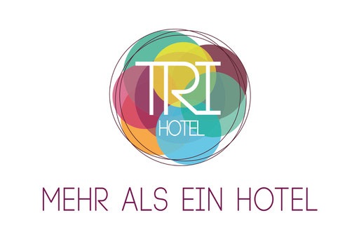 Logo Design für Hotel-Unternehmen in Rostock – kreative Markenidentität für das TRIHOTEL Rostock