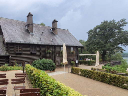 Altes Blockhaus als Restaurant in Berlin 