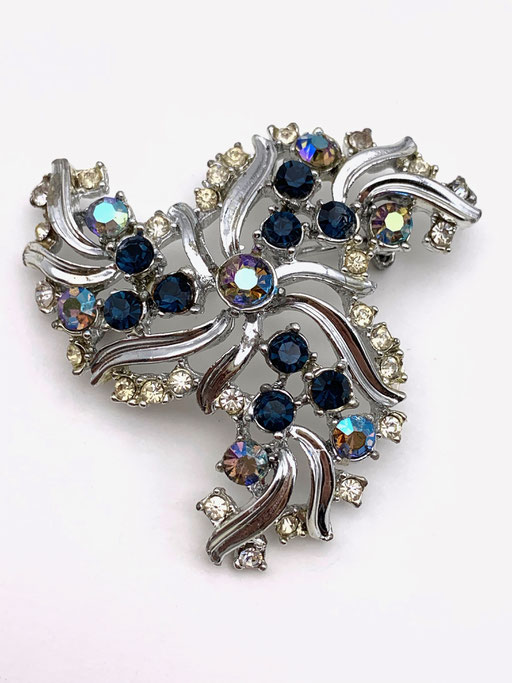 Middle blue and AB rhinestones swirl design brooch accentuated by clear rhinestones - late 1950s pin Brooch -Art.467/5