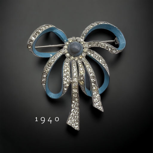 1940s sky blue enamel multi-loop Bow Brooch design - dazzling stones and exquisite design -- Art.14/7