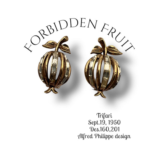Crown Trifari Forbidden Fruit Apple Clip-On Earrings – 1950s Alfred Philippe design clear crystals - book piece collectable - Art.460/7