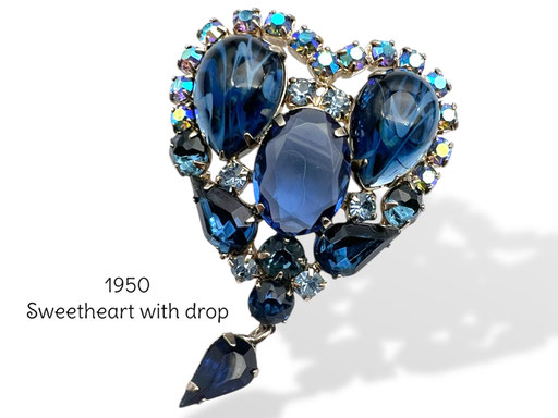 Blue stripes and swirls Sapphire and Cabochon Rhinestone Heart Drop Brooch - Vintage late 1950 unsigned beauty - top quality - Art.387/7