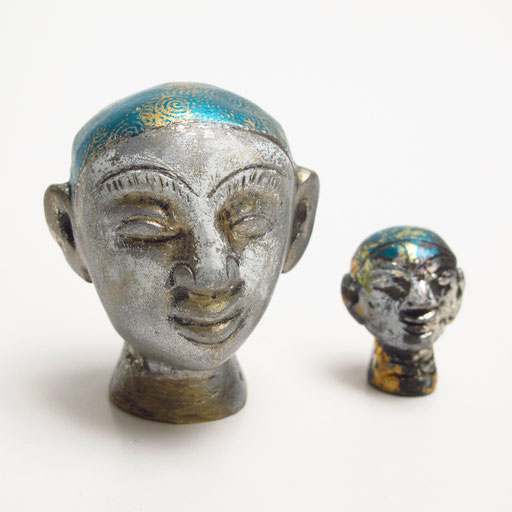 Des figurines