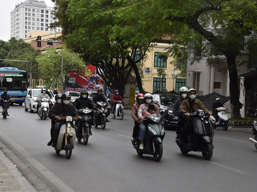  bijna 5 miljoen scooters in Hanoi