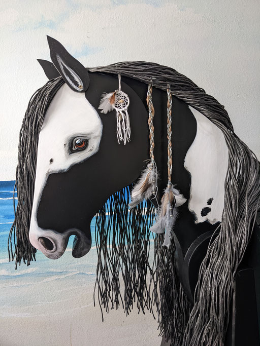 Indianer Pferd - Schecke schwarz-weiß