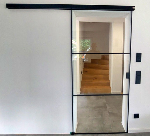 Glasschiebetüre - Loftstyle - © Glaserei Allgäuer