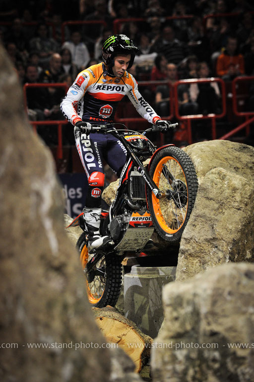 Toni Bou - Championnat du monde de Trial indoor Bercy 2012