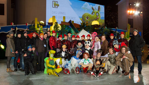 Gruppenfoto Eisshow "Urmel aus dem Eis" in der Autostadt - Dezember 2014
