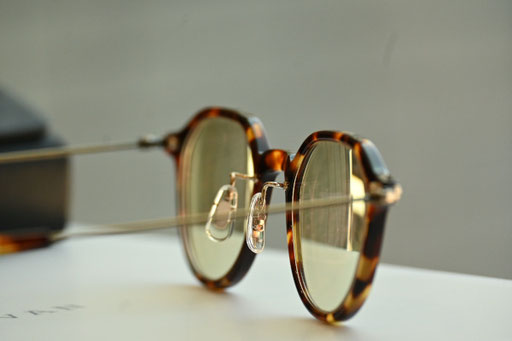 ◎フレーム：EYEVAN / RAMSEY-C　◎レンズ：TALEX / MO'EYE BROWN