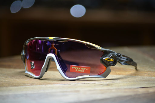 JAW BREAKER (ジョウブレーカー) TOUR DE FRANCE COLLECTION CARBON・PRIZM ROAD　税抜￥32,000円