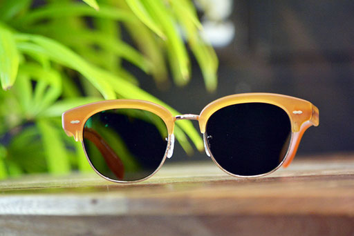 ◎フレーム：OLIVER PEOPLES／OV5436S　◎レンズ：TALEX／TRUEVIEW FOCUS