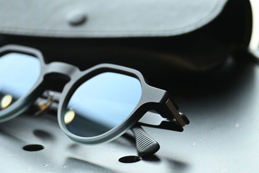 ◎フレーム：NORUT / JOLY　◎レンズ：TALEX / TRUEVIEW FOCUS