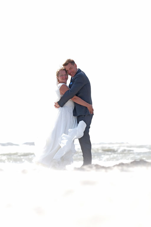 Fotograf St.Peter Ording, Hochzeitsfotograf St.Peter Ording, Westerhever, Garding, Husum, Pellworm, Sylt, Amrum, Föhr, Helgoland, Büsum, Bredtstedt, Nordseefotograf, Inselfotograf, Fotograf Eiderstedt, Hochzeit, Heiraten St.Peter Ording, Hochzeit Husum