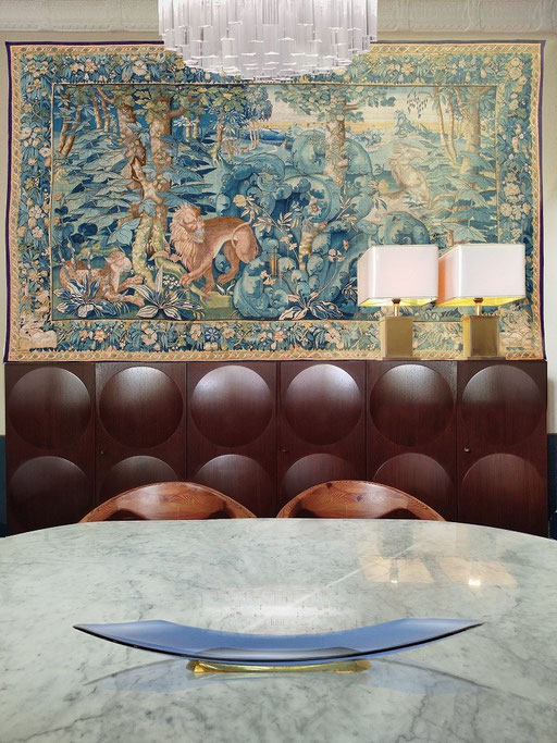 Mario Bellini Carara Dining Table, 1970s / Max Ingrand Fluit Bowl for Venini, 1960s / De Coene Fréres High Board in Hodurian Mahogany, 1970s / Flamish Tapestry, 16th Century / Paolo Traversi Pair of Lamps, Milano, 1970s. PN.Modern