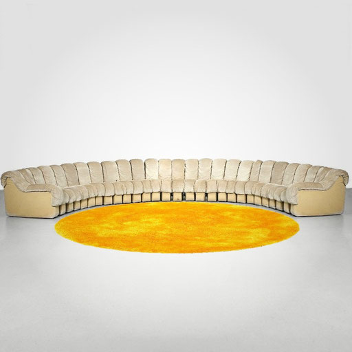  De sede  Ueli Berger, Eleanora Peduzzi Riva, Heinz Ulrich, K.Vogt.   "DS-600", Sectional "Snake" Sofa by De Sede / Large Yellow Flokati Rug, Turkey, 1960s. PN.Modern