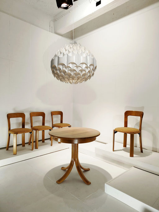 Bruno Rey "Rey" Chairs, Swizerland, 1972 / Josef Frank Extendable Dining Table, Sweden, 1930s / Pendant Rytmic by Havlova Milanda, 1969 for Vest - PN.Modern pnmodern