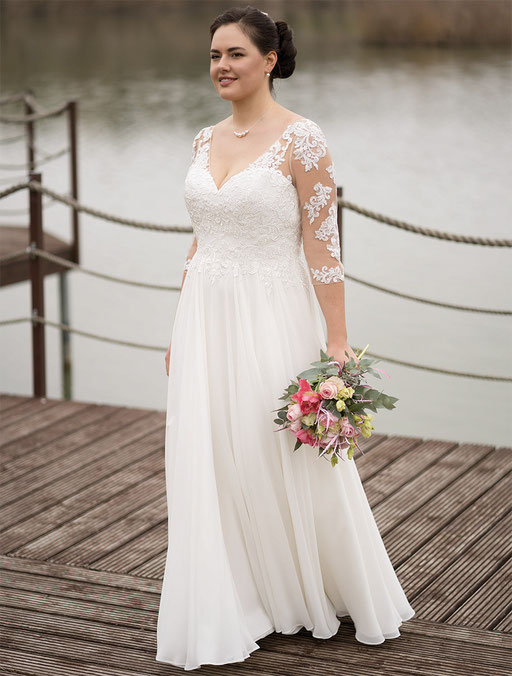 Brautkleider bis Größe 54
