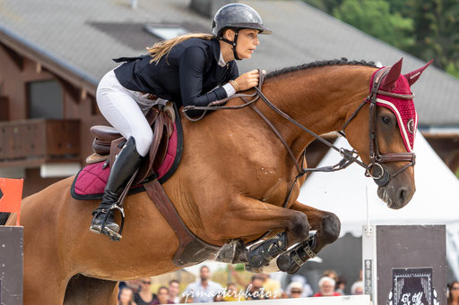 photo equin du Jumping International de Megeve