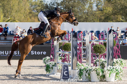 Hubside Jumping - Grimaud Golfe de St-Tropez 2020-2