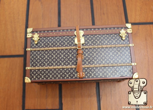 presse papier Louis Vuitton collection VIP miss France 2010