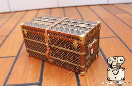 presse papier Louis Vuitton collection VIP miss France 2010