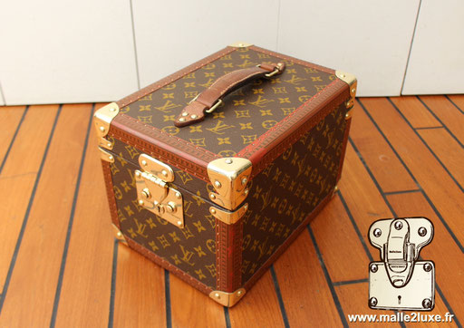 boite a flacon Louis Vuitton vintage 1972 a vendre
