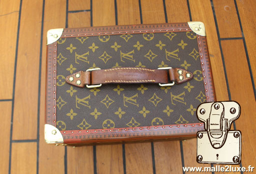 boite a flacon Louis Vuitton vintage 1972 a vendre