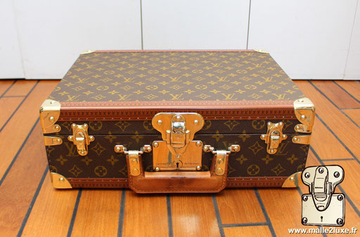 Limited edition vanity Louis Vuitton 70's Suitcase 