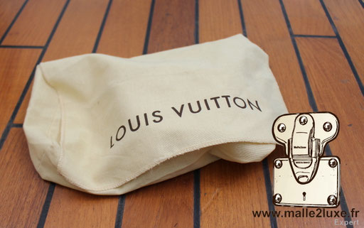 M4821E - M48217 - Ecrin à bijoux Louis Vuitton