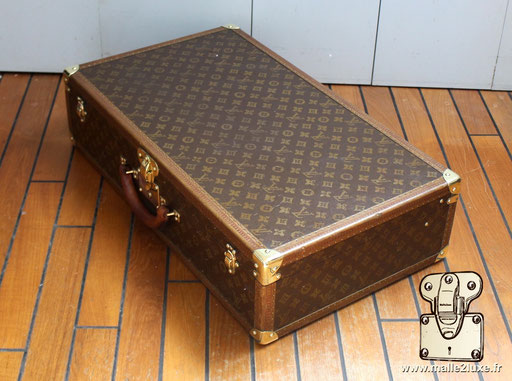 Valise Bisten 70 vue de côté – profil élégant et proportions parfaites