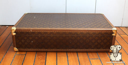 Malle Louis Vuitton Bisten 70 ancienne à vendre – modèle d’exception 1948
