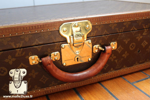Poignées en cuir restauré – valise Louis Vuitton de collection