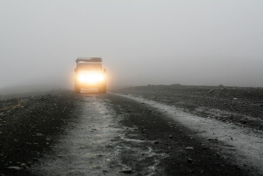 Nebel-Wasser-Island-J553