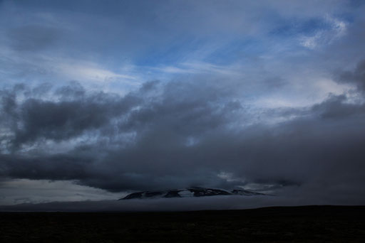Wolken-Island-Island-Expedition-Adventure-J620