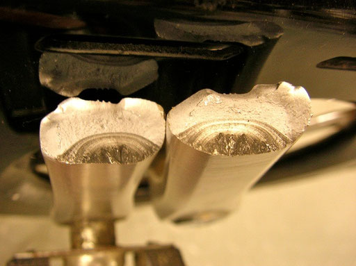 Gebrochene Fahrradkurbel aus Aluminium