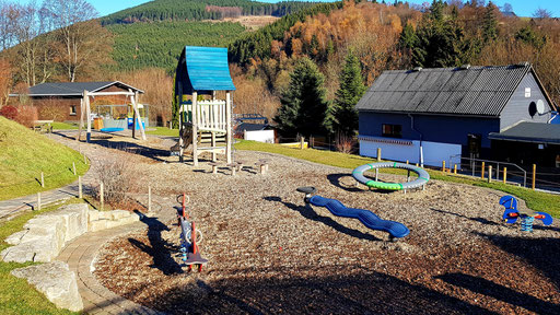 Spielplatz an der Sommerrodelbahn in Willingen