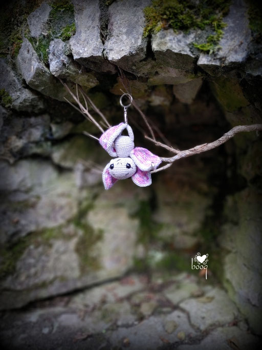 amigurumi crochet LoopyPattern bat