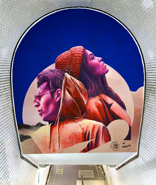 <alt="Fresque dans le métro parisien station Saint-Augustin ligne 9 art street art graffiti peinture murale graffmatt wall painting artwork french artist urban art notorious brand ratp street-art graffiti métro paris subway art peinture dans le métro">