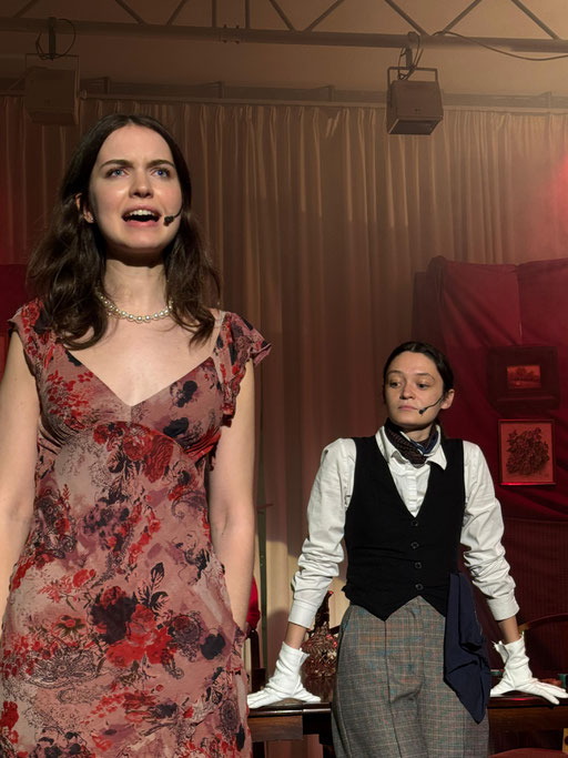 Lea Schmudermaier, Anabelle Hirschfeld