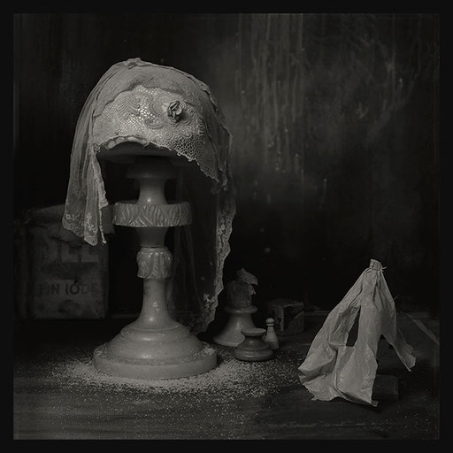 Les Oratoires Domestiques: Tête Mourir, 40X40cm, 2016