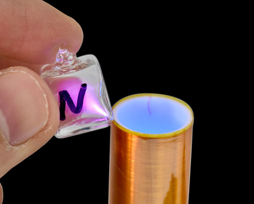 nitrogen cube, nitrogen cubes, nitrogen density cubes, metal density cubes, nitrogen cube for collection and display, nitrogen rarefied, nitrogen ampoules, nitrogen ionized sample, nitrogen low pressure