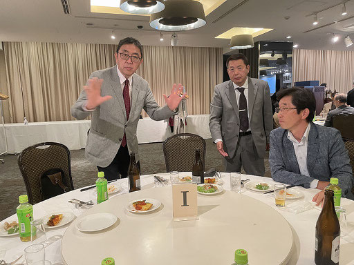 任せてと若いパワーで示してくださいました。