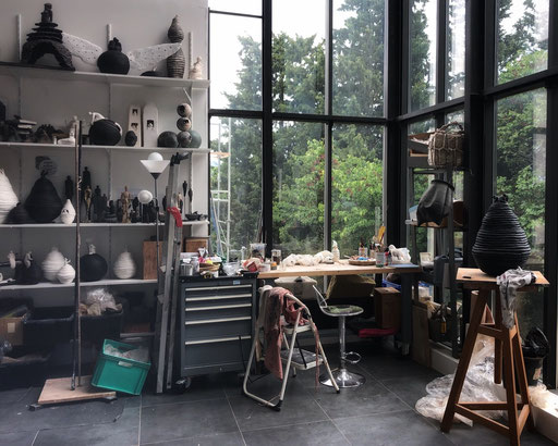 Ateliers d'artistes. L'atelier de Sophie Hustin. Galerie Gabel. Biot. France