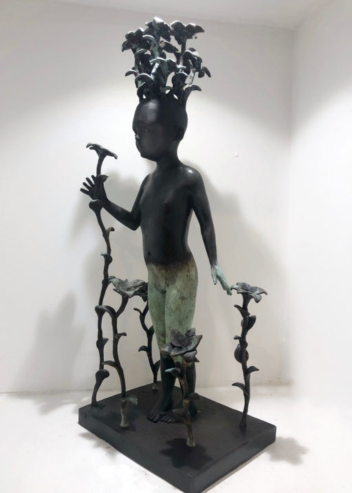 Francesca dalla Benetta Bronze H: 47cm Galerie d'art à Biot. Galerie Gabel. Côte d'Azur