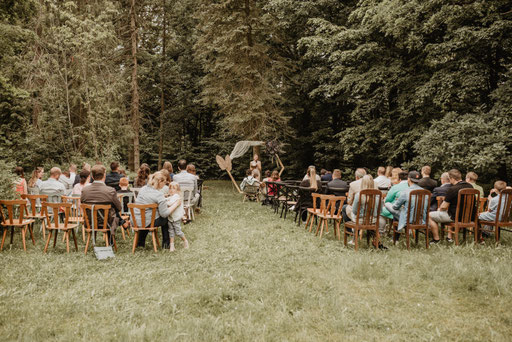 Hochzeitsfotos freie Trauung Hardheim Wolfsgrubenhütte