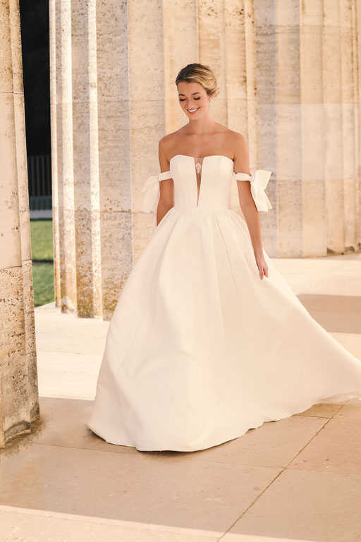 Brautkleid Cosima aus der Emmerling Amo & Luv Kollektion 2026