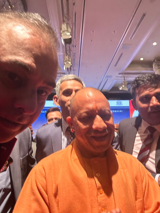 Shri. YOGI ADITYANATH- Chief Minister of Uttar Pradesh